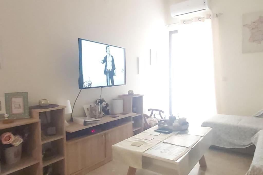 Theano'S Cozy & Quiet Lux Central Flat - Wifi & Full Amenities Πάτρα Εξωτερικό φωτογραφία