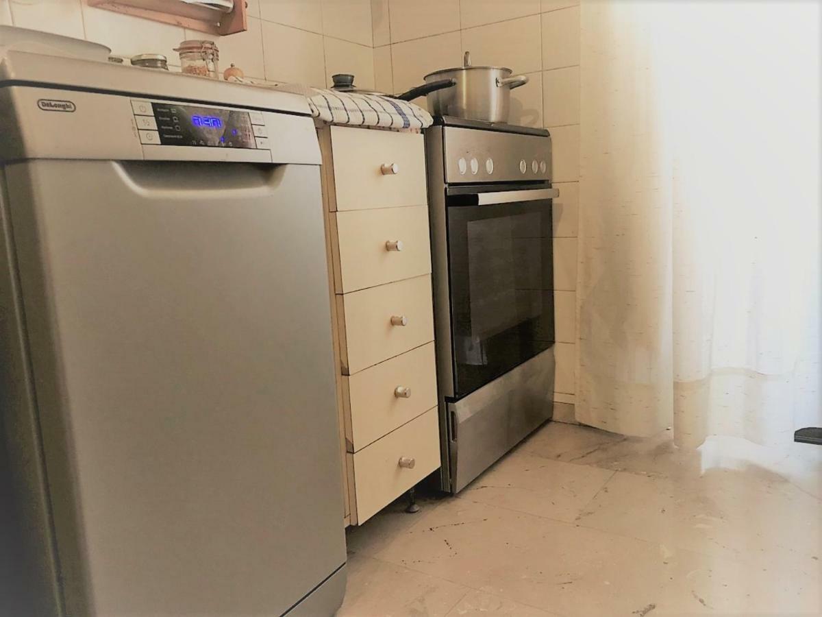 Theano'S Cozy & Quiet Lux Central Flat - Wifi & Full Amenities Πάτρα Εξωτερικό φωτογραφία